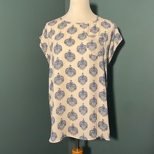 Loft short sleeve blouse , medallion style print Large